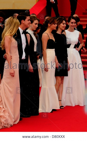 cannes-france-16th-may-2013-emma-watson-at-premiere-of-the-bling-ring-D80XXX.jpg