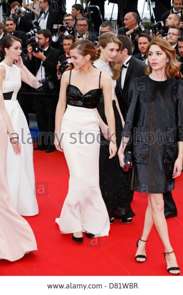 cannes-france-16th-may-2013-emma-watsonthe-bling-ring-premiere66th-D81WBR.jpg